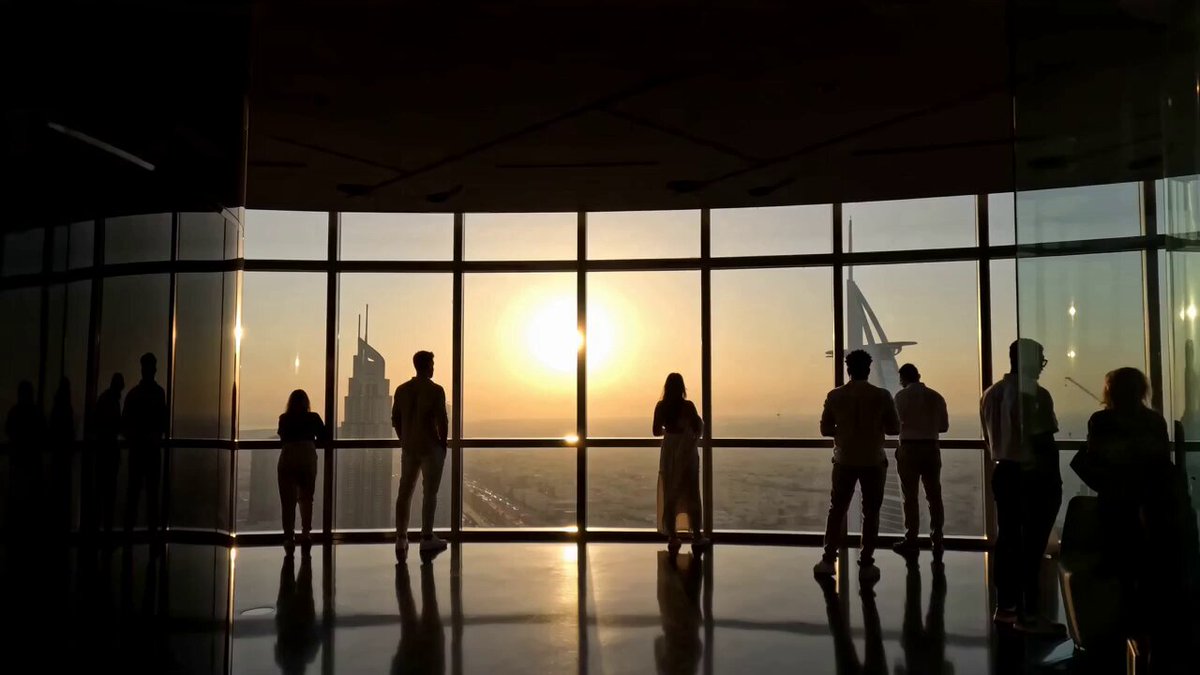 Burj Khalifa Dubai Travel Vlog — AI video prompt sample